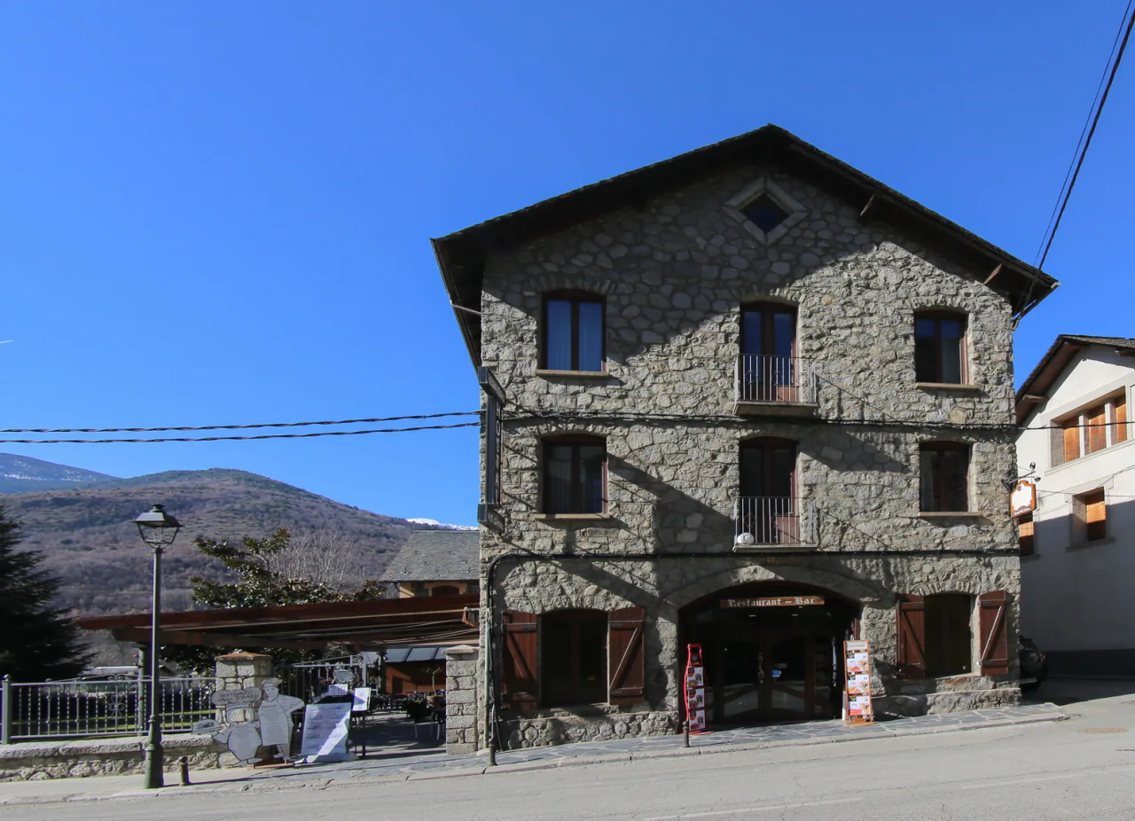 The hostal on carrer Major
